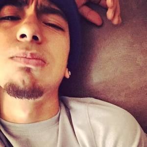 Meet your Posher, Hector